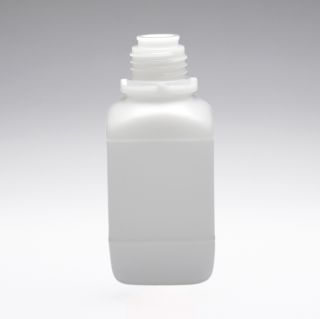 250 ml Enghalsflaschen PE transparent DIN32E
